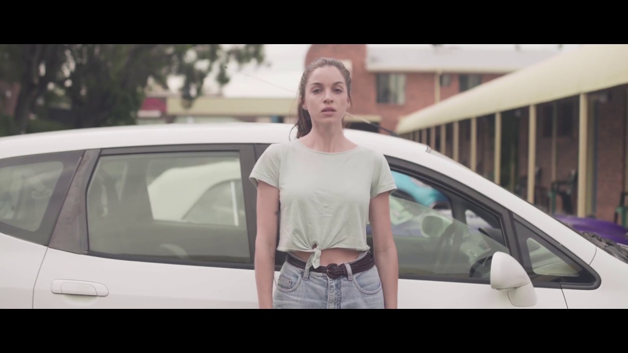 Mum Trailer Thumbnail