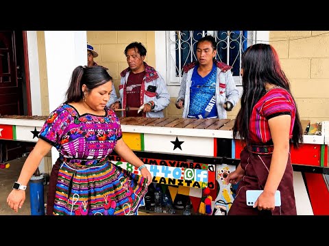 Marimba en pieza Todos Santos Cuchumatan 2026