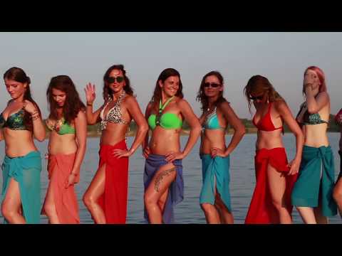 Tahiti Tánc & Rebecca Swimwear Flashmob @ Lupa Beach
