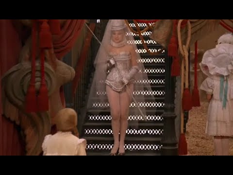 Sandra Milo from Giulietta Degli Spiriti (Pantyhose scene)