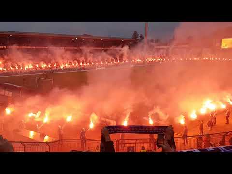 Gelungener Abschied vom Wildparkstadion Karlsruhe 03.11.2018 inkl. Pyro Aktion