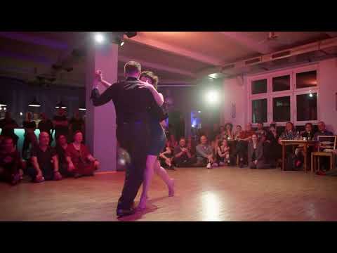 Gazelle & Martin , Mala Junta (III)