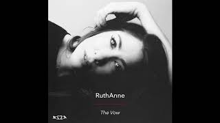 Musik-Video-Miniaturansicht zu The Vow Songtext von RuthAnne