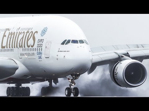 SMOOTHEST AIRBUS 380 LANDING ever !! Emirates A380 mix
