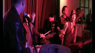 DANNY SUN & THE GROOVE CONFORMERS, WITH GUEST RAY BEADLE @ WOOLLAHRA HOTEL - 18TH JULY 2010: (2)