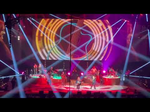 The Judds Final Tour - Wynonna & Friends - Turn It Loose - Bridgestone Arena - Nashville, TN