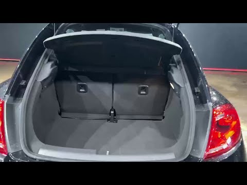 Volkswagen Beetle DESIGN EDITION - FACTORY ALLOYS - Image 2