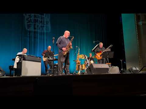 Tom Scott/Grant Geissman - "Feels So Good" (2025 San Jose Jazz Fest)