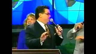 Look what the Lord has done - Rhema Singers & Band - Kenneth Hagin