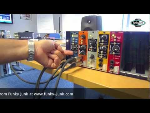 Radial Workhorse Cube Desktop Power Rack, Desktop power rack houses three 500 series modules imagen 4