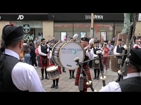 Silver Threads among the Gold from Riverside Alliance Pipe Band in Glasgow for Piping Live 2023