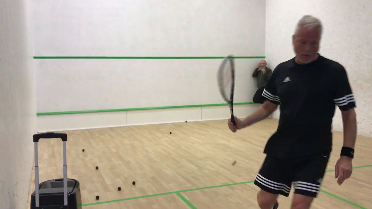 Squash Ball Machine Squash cannon trainer 80 Balls Warmer