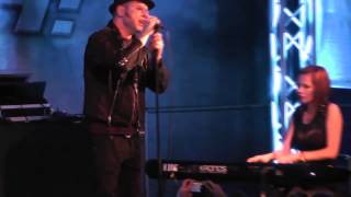 OOMPH! - Regen (Dero &amp; Natalie@DEFEKT_kids Live in Braunschweig 10.01.2014)