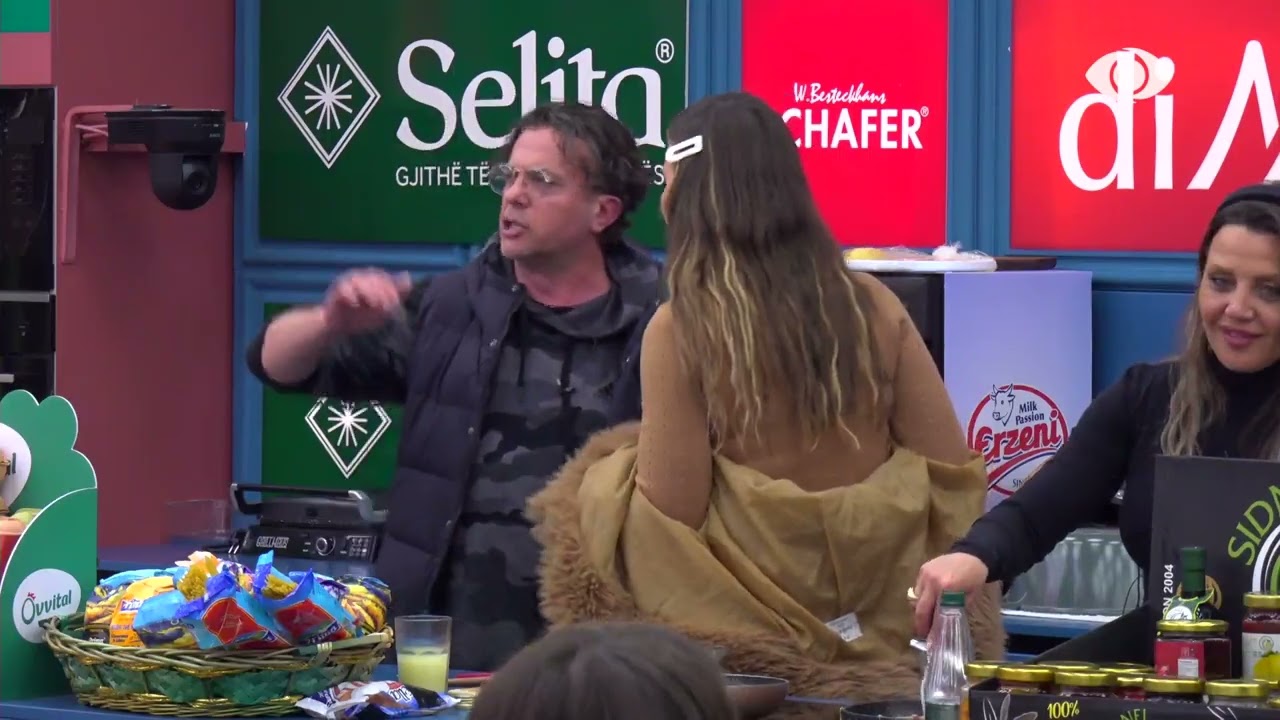 “G Bani qenka gjallë? Jozin e qave për të vdekur”/ Laerti-Valbonës: U zgërdhive në syrin tim…