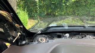 Lazy GM Assembly Workers - 2014 GMC Sierra Power Steering, Dash Goes Blank - Will Not Start - G218