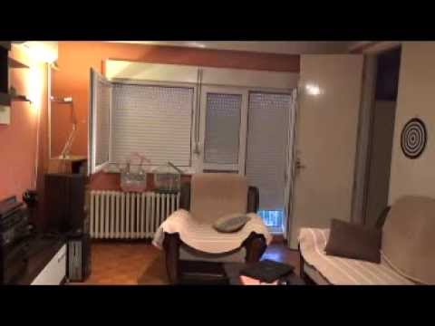 žena uhvaćena na delu skrivenom kamerom