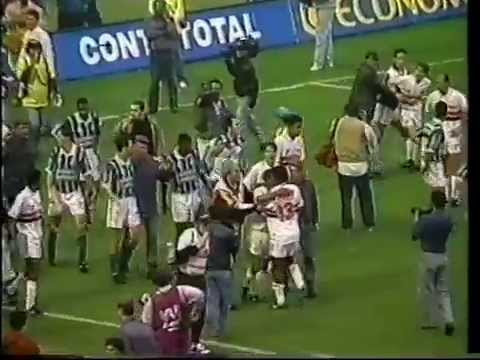 Brasileiro 1994 São Paulo 2x2 Palmeiras Briga