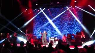 D'angelo & The Vanguard - "Til' It's Done (Tutu)" (Live @ Forest Hills Stadium)