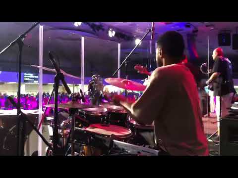 Júnior Unwrapped - Deus de obras completas (Cover Drum Cam)