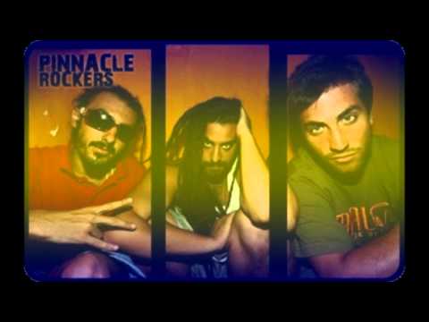 Pinnacle Rockers con Ras Boti - Una sola llama