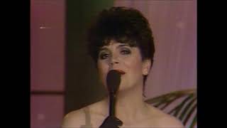 Linda Ronstadt &quot;I&#39;ve Got a Crush on You&quot; on Carson