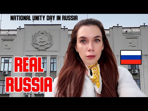 Foreigners in RUSSIA. Unity Day, a European Thrift Shop, a 90s Local Market VLOG