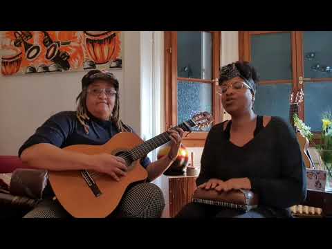 "Txuba" apresentado por Beth & Patricia Carvalho