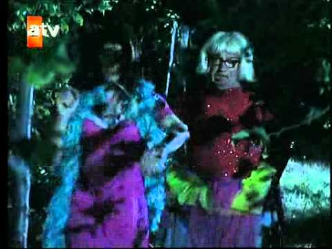 Kirli'den Seçmeler - 17 Kadın Kıyafetinde