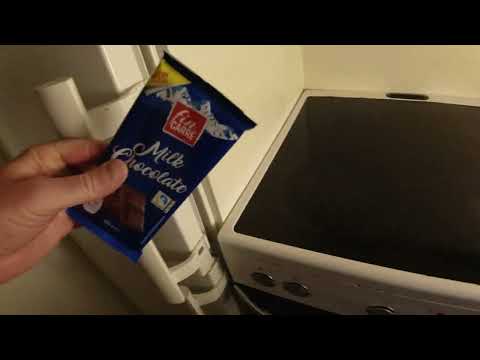 MongoTV_12785 - NETTO Haul 120 Kroner - COLA-FLÆSKESVÆR-SLIK-MEDISTERPØLSE-BRUN SOVS