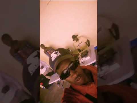 #hiphop deplug with fwends at miss ND Mr IUM..