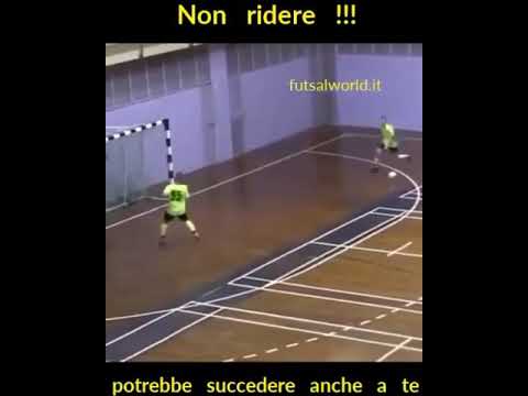 Non ridere !!! 😶😶😶 potrebbe succedere anche a te 😜😝😛😂