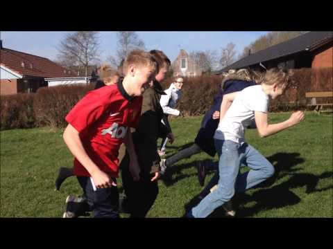 6 klasse forbundsskolen på legepladsen