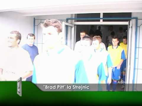 “Brad Pitt” la Strejnic