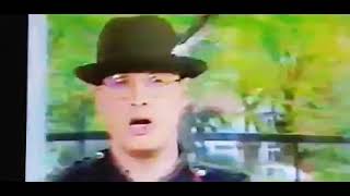 XTC -Love On A Farmboy&#39;s Wages on Pebble Mill 1983