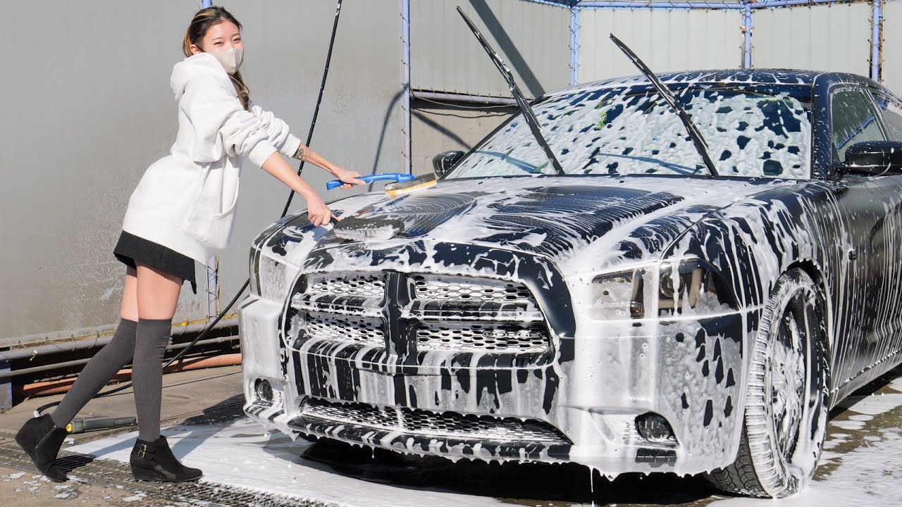 28歳独身アメ車女子、あけおめ洗車してきました！