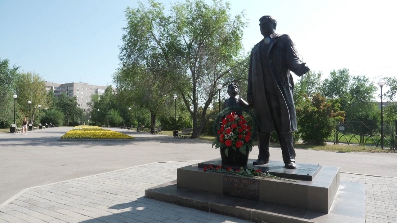 Время местное. Эфир: 27-07-2026 - Памяти народного директора
