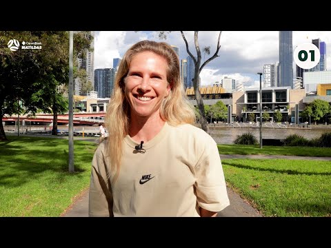 Tillies in 90 - Elise Kellond-Knight