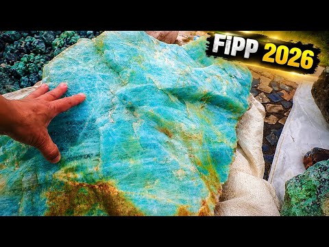 Encontrei uma pedra azul gigante em Teofilotone 