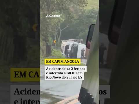 Acidente deixa 2 feridos e interdita a BR 101 em Rio Novo do Sul #shorts #noticias