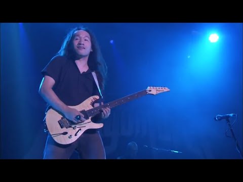 Videoclip de Cry Thunder (Live) — DragonForce