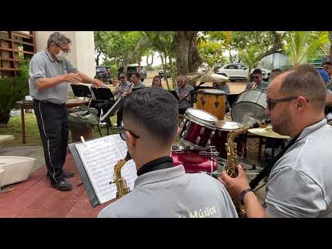 DOBRADO CISNE BRANCO - BANDA DE MÚSICA JESUS, MARIA E JOSÉ UIRAÚNA PB.