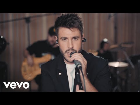 Video thumbnail for Me Equivocaré (En Acústico En Metropoli Studios)
