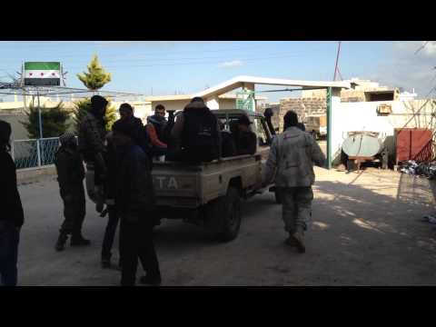 تجهيزات عناصر لواء توحيد الأمة للتوجه على الجبهة الشرقية الشمالي في ريف درعا