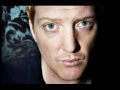 Queens Of The Stone Age - Skin On Skin (with lyrics)