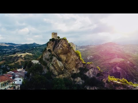 We Bought A House in Abruzzo, Italy  - A Sunset Visit to Roccascalegna.
