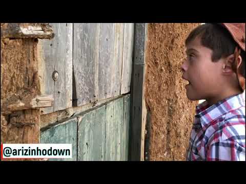 Arizinho Down em: Abre a porta Mariquinha - Sucesso de Sandy e Jr.