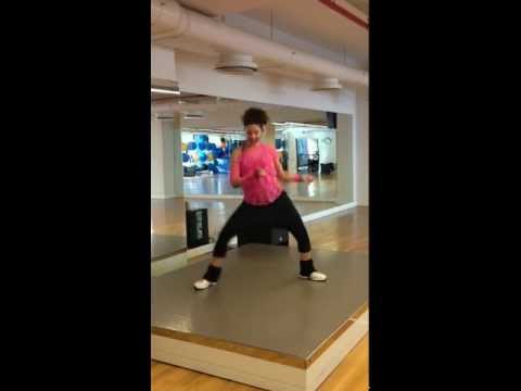 ZUMBA-ZEYNEP-A Tomada