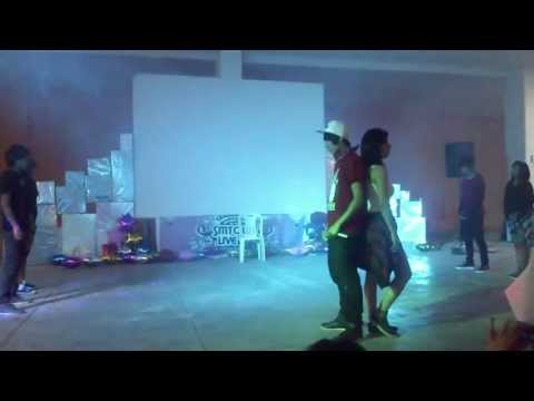 SM TOWN II Tacna -SBA \  la chica uy el chico bailan boniti