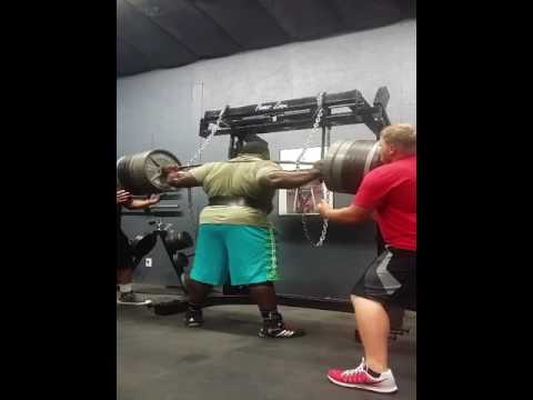 Ray Williams 1000 lb Raw squat