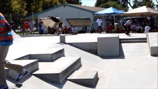preview picture of video 'Sanger Skate Competition'